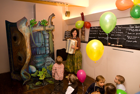 Spectacle de marionnettes et conteuse accordéoniste pour l'anniversaire des 3 ans de Raphaël.