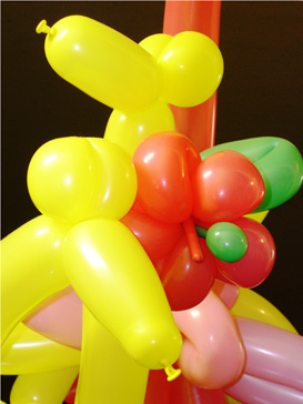 Visiter la page des sculptures sur ballons.